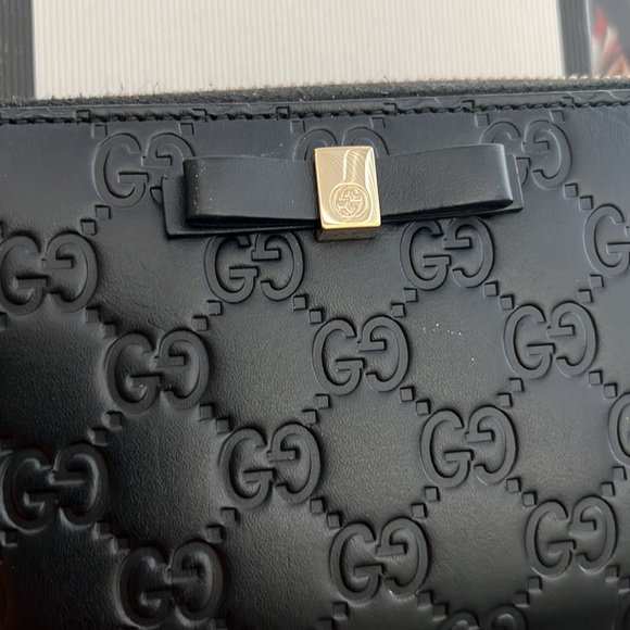 Authentic Gucci GG Guccissima Bow Zip Wallet - Picture 14 of 17